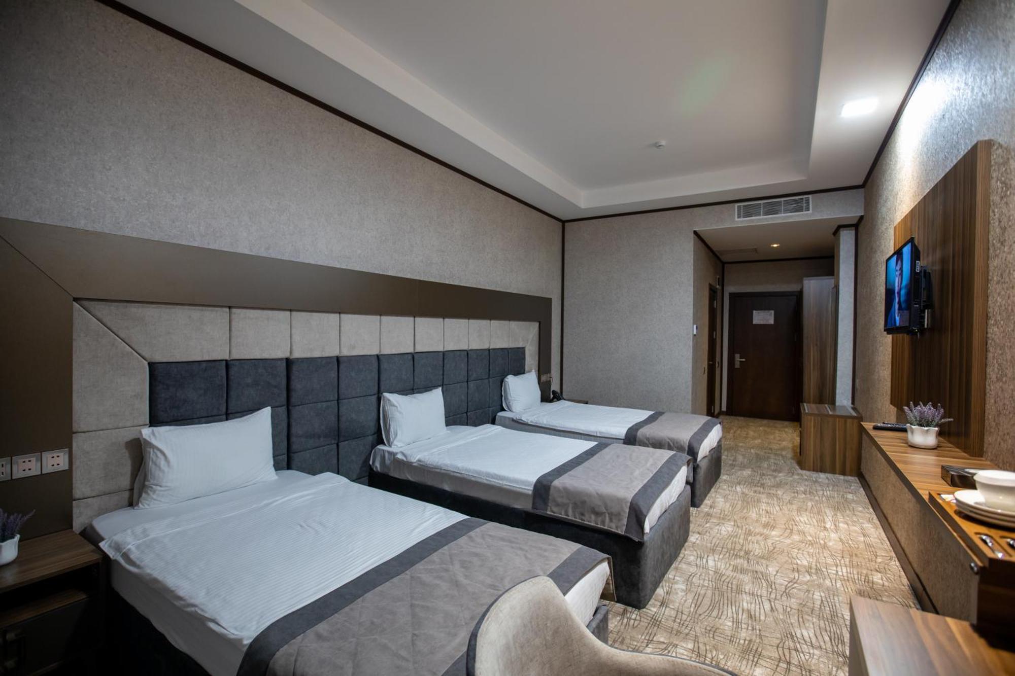 Volga Hotel Baku Exterior photo